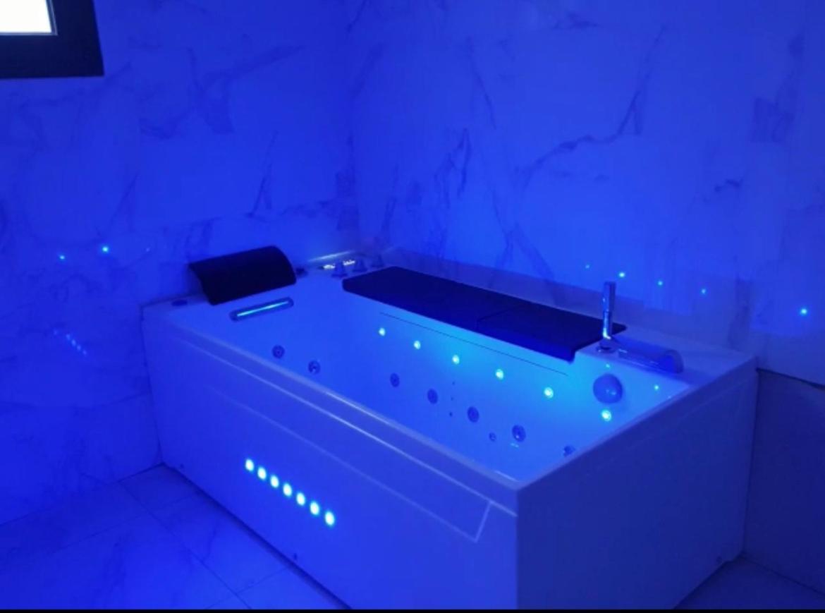 Magnifique Appart Avec Jaccuzi Lägenhet Criel-sur-Mer Exteriör bild